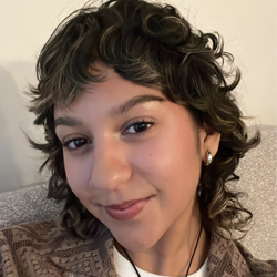 Raina Pahade headshot