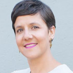 Sarah Bailey Hogarty headshot